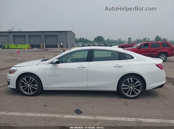 1G1ZD5ST2NF182555 2022 CHEVROLET MALIBU White 360 interior view