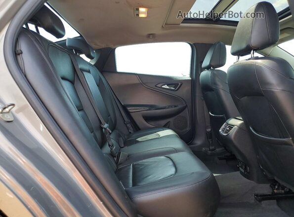 1G1ZD5ST3JF111990 2018 CHEVROLET MALIBU Charcoal Հետևի նստատեղերի տեսք