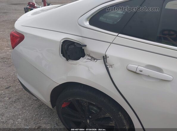 1G1ZD5ST3JF143693 2018 CHEVROLET MALIBU Белый Вид спереди