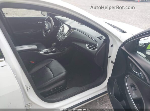 1G1ZD5ST3JF143693 2018 CHEVROLET MALIBU Белый Вид салона спереди