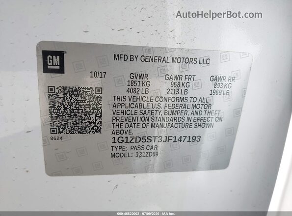 1G1ZD5ST3JF147193 2018 CHEVROLET MALIBU White Widok komory silnika