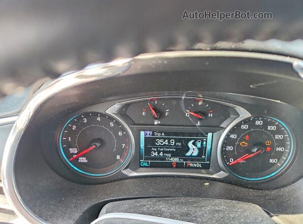 1G1ZD5ST4JF108757 2018 CHEVROLET MALIBU Red Widok zestawu wskaźników