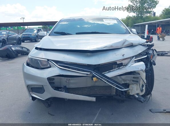 1G1ZD5ST4JF152452 2018 CHEVROLET MALIBU Серебряный Вид спереди