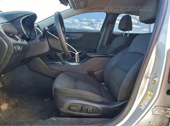 1G1ZD5ST5LF072001 2020 CHEVROLET MALIBU Silver Widok wnętrza z przodu