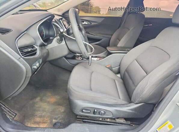 1G1ZD5ST5MF022166 2021 CHEVROLET MALIBU Серебряный Вид салона спереди