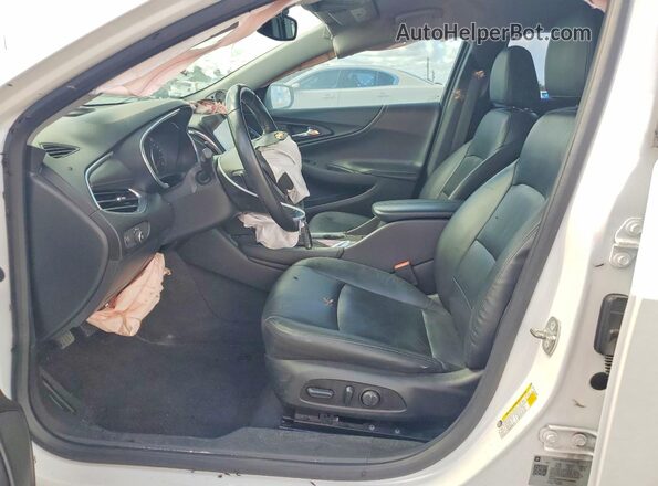 1G1ZD5ST6JF143865 2018 CHEVROLET MALIBU White Вид салону спереду