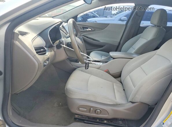 1G1ZD5ST6JF280451 2018 CHEVROLET MALIBU Silver Front interior view