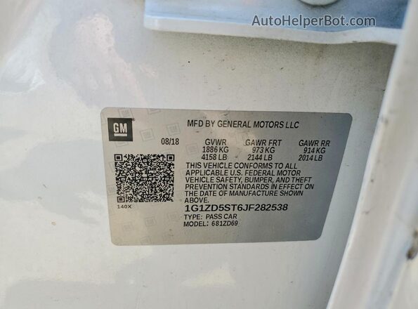 1G1ZD5ST6JF282538 2018 CHEVROLET MALIBU White Engine compartment view