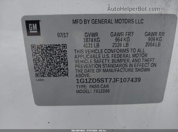 1G1ZD5ST7JF107439 2018 CHEVROLET MALIBU White Vista del compartimento del motor