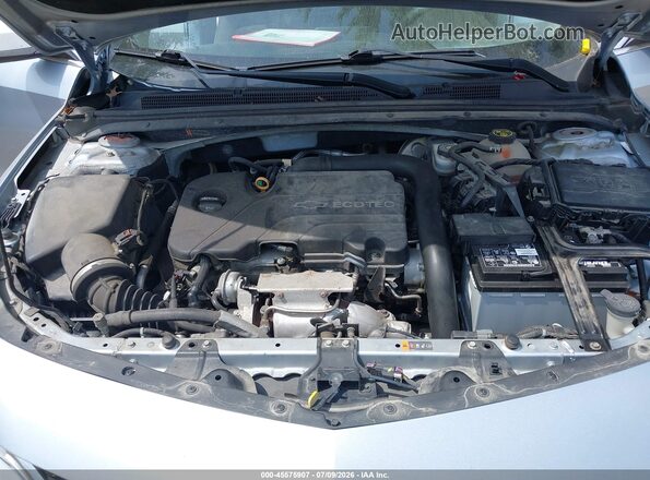 1G1ZD5ST7JF126959 2018 CHEVROLET MALIBU Silver Widok z tyłu