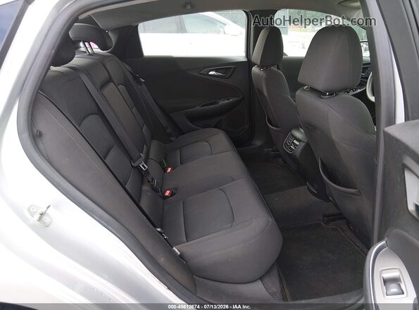 1G1ZD5ST7JF160898 2018 CHEVROLET MALIBU Silver Widok naklejki z numerem VIN
