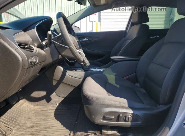 1G1ZD5ST7MF017504 2021 CHEVROLET MALIBU Silver Вид салону спереду