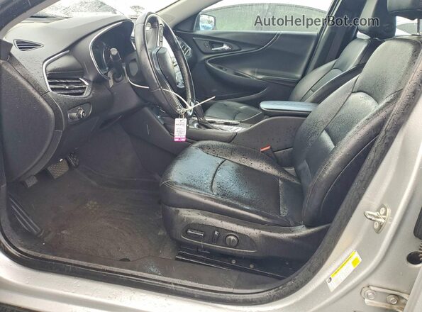 1G1ZD5ST8JF156956 2018 CHEVROLET MALIBU Silver Vista interior delantera