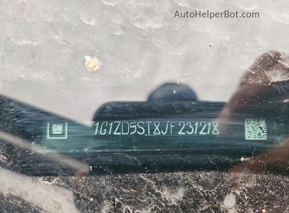 1G1ZD5ST8JF231218 2018 CHEVROLET MALIBU Gray Widok komory silnika