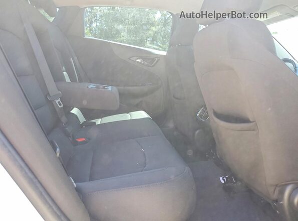 1G1ZD5ST8JF264347 2018 CHEVROLET MALIBU White Widok tylnych siedzeń