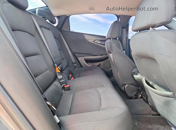1G1ZD5ST9JF182255 2018 CHEVROLET MALIBU Gray Widok tylnych siedzeń