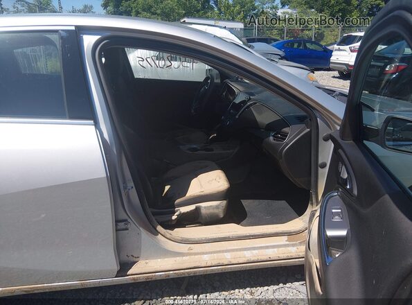 1G1ZD5ST9NF116200 2022 CHEVROLET MALIBU Серебряный Вид салона спереди