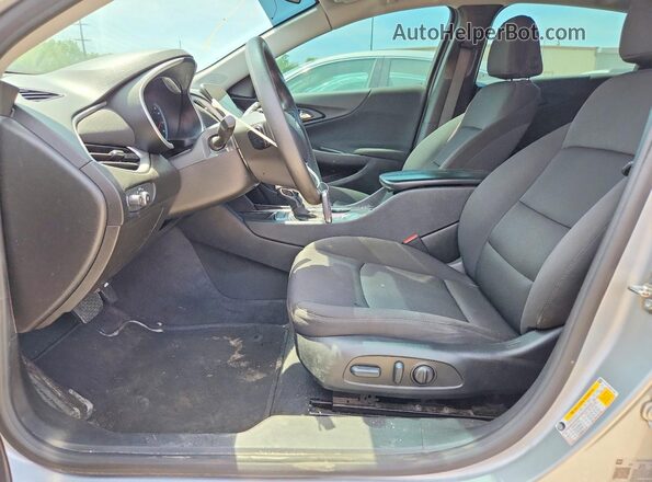 1G1ZD5ST9NF173884 2022 CHEVROLET MALIBU Серебряный Вид салона спереди