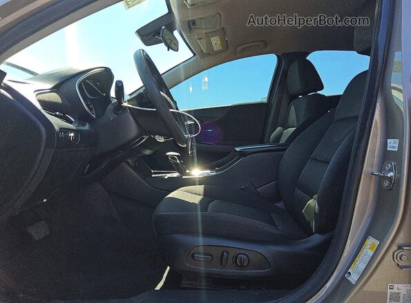 1G1ZD5ST9PF183608 2023 CHEVROLET MALIBU Серый Вид салона спереди