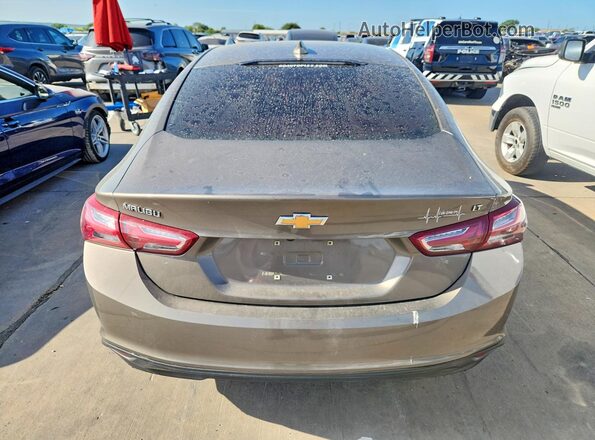1G1ZD5STXLF044405 2020 CHEVROLET MALIBU Gold Вид ззаду