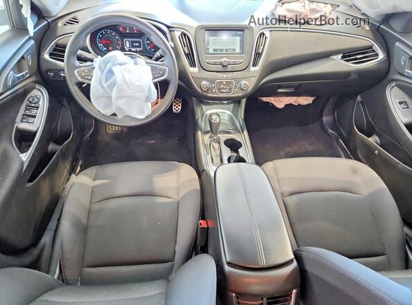 1G1ZE5ST1HF178420 2017 CHEVROLET MALIBU White Widok deski rozdzielczej