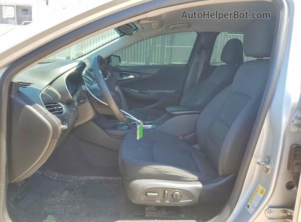 1G1ZE5ST3HF110376 2017 CHEVROLET MALIBU Silver Սալոնի դիմացի տեսք