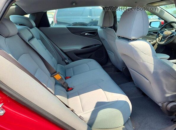 1G1ZE5ST4HF160882 2017 CHEVROLET MALIBU Бордовый Вид задних сидений