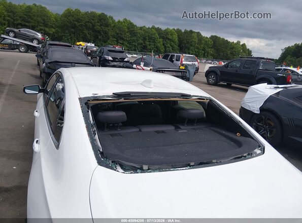 1G1ZE5ST8HF133605 2017 CHEVROLET MALIBU White Widok z przodu