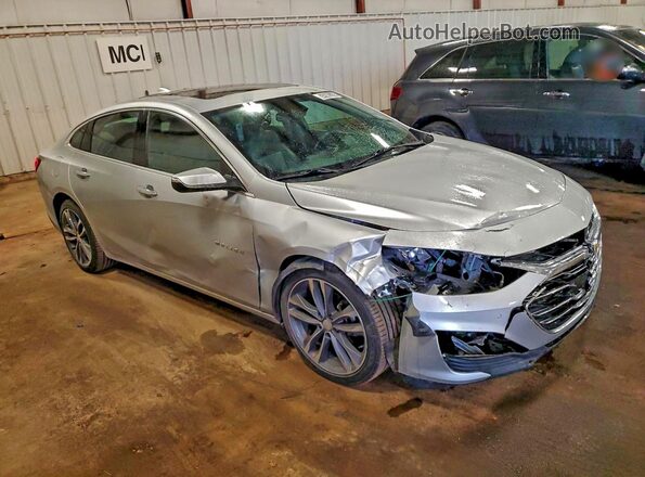 1G1ZE5SX6LF062903 2020 CHEVROLET MALIBU Серебряный Передняя правая четверть