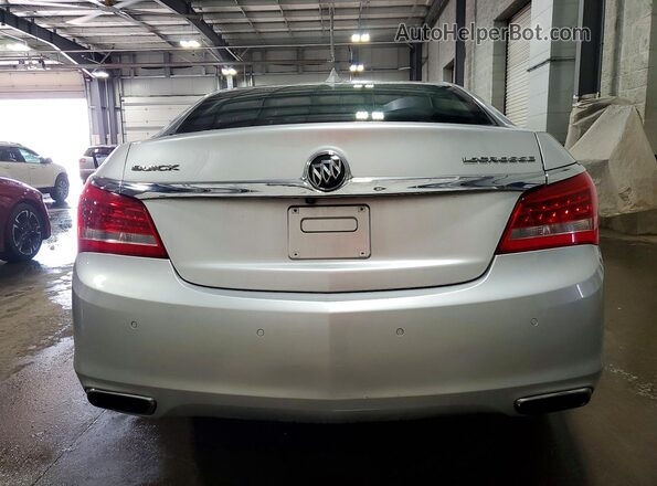 1G4G45G34GF269623 2016 BUICK LACROSSE Серебряный Вид сзади