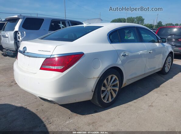 1G4GB5G32GF258674 2016 BUICK LACROSSE White Trasero derecho