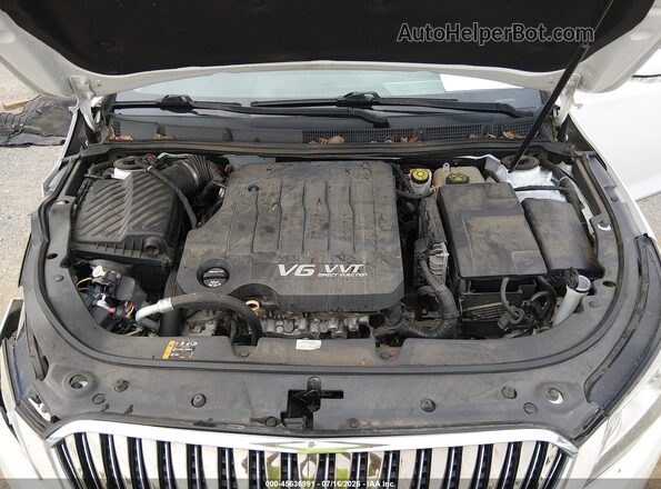 1G4GB5G35GF138464 2016 BUICK LACROSSE White უკანა ხედი