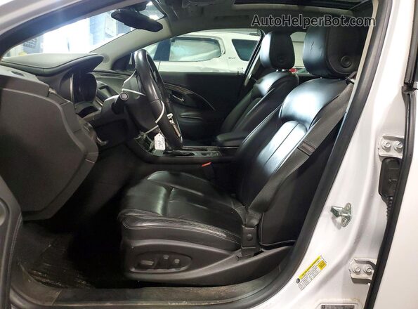 1G4GC5G35GF130460 2016 BUICK LACROSSE White Front interior view