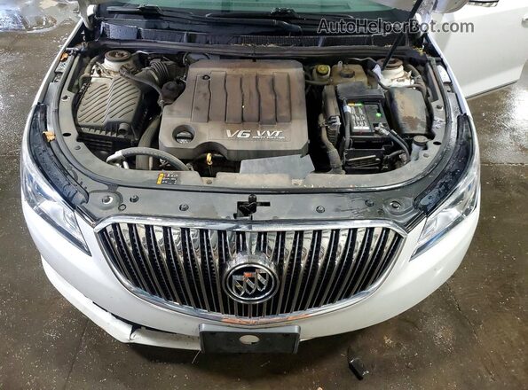 1G4GC5G35GF130460 2016 BUICK LACROSSE White Rear interior view
