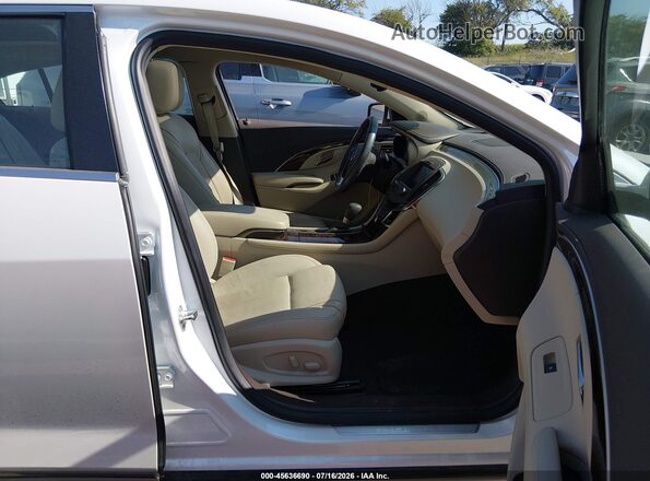 1G4GF5G39GF263911 2016 BUICK LACROSSE Белый Вид салона спереди