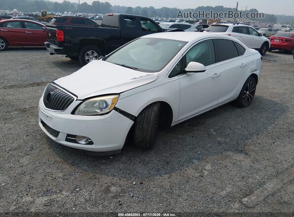 1G4PR5SK0H4110076 2017 BUICK VERANO White წინა მარცხენა ხედი სამი მეოთხედიდან