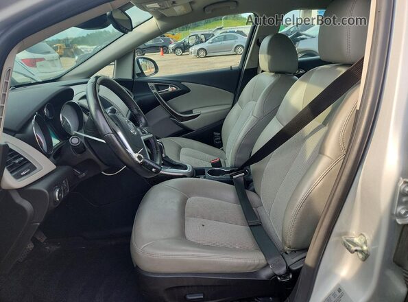 1G4PR5SK6F4179819 2017 BUICK VERANO Silver Front interior view