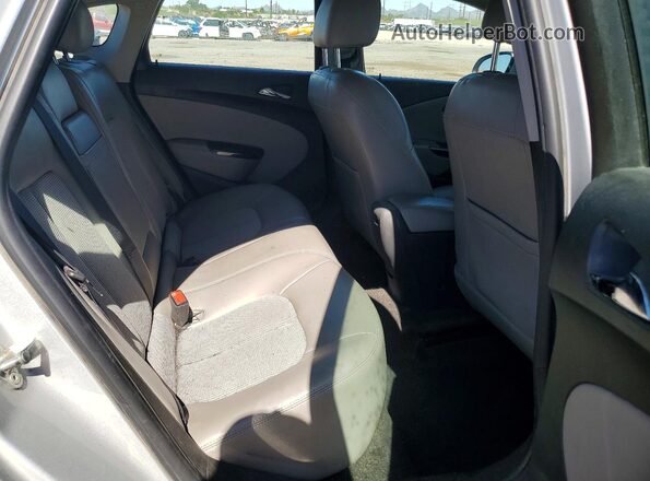 1G4PR5SK6H4104539 2017 BUICK VERANO Silver Widok tylnych siedzeń