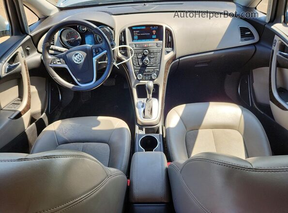 1G4PW5SK0G4124342 2016 BUICK VERANO Серебряный Вид панели приборов