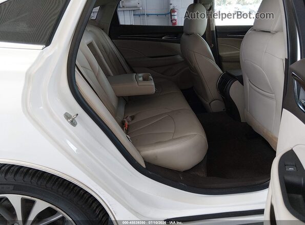 1G4ZN5SS0KU103186 2019 BUICK LACROSSE White VIN sticker view
