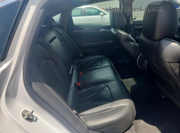1G4ZP5SS1HU208662 2017 BUICK LACROSSE White უკანა სავარძლების ხედი