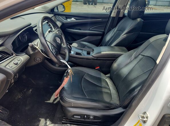 1G4ZP5SS1HU208662 2017 BUICK LACROSSE White წინა სალონის ხედი