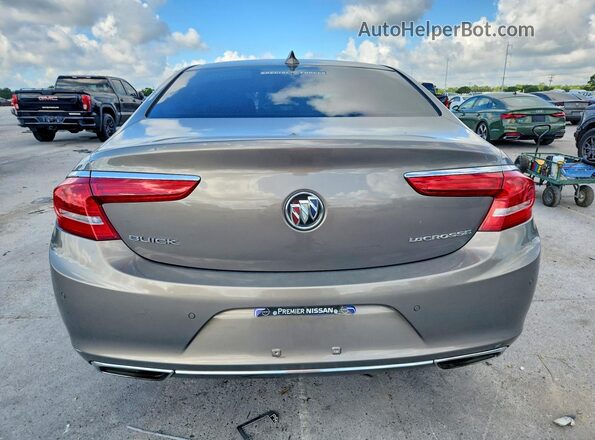 1G4ZP5SS2JU112562 2018 BUICK LACROSSE Gold Vista trasera