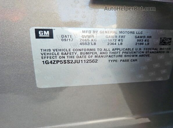 1G4ZP5SS2JU112562 2018 BUICK LACROSSE Gold Vista del compartimento del motor