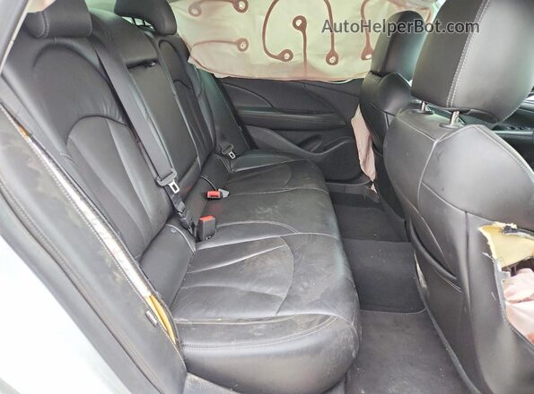 1G4ZP5SS3HU136394 2017 BUICK LACROSSE White Vista de los asientos traseros