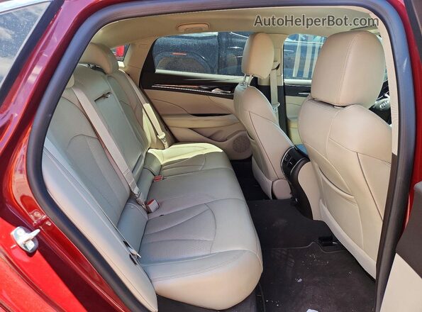 1G4ZP5SS4HU135867 2017 BUICK LACROSSE Burgundy Vista de los asientos traseros