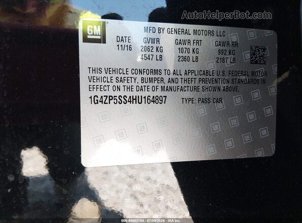 1G4ZP5SS4HU164897 2017 BUICK LACROSSE Black Widok komory silnika