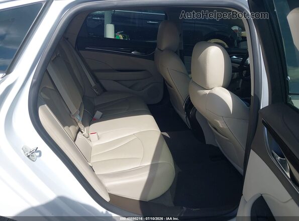 1G4ZP5SS4HU177441 2017 BUICK LACROSSE White Vista de la etiqueta del VIN
