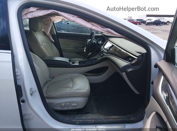 1G4ZP5SS5HU149521 2017 BUICK LACROSSE Белый Вид салона спереди