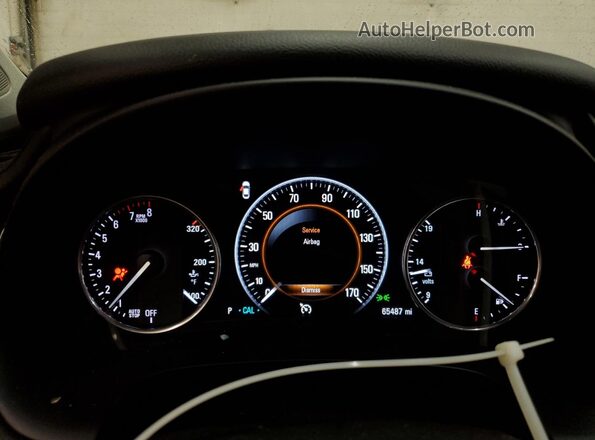 1G4ZP5SS9HU161056 2017 BUICK LACROSSE Черный Вид щитка приборов